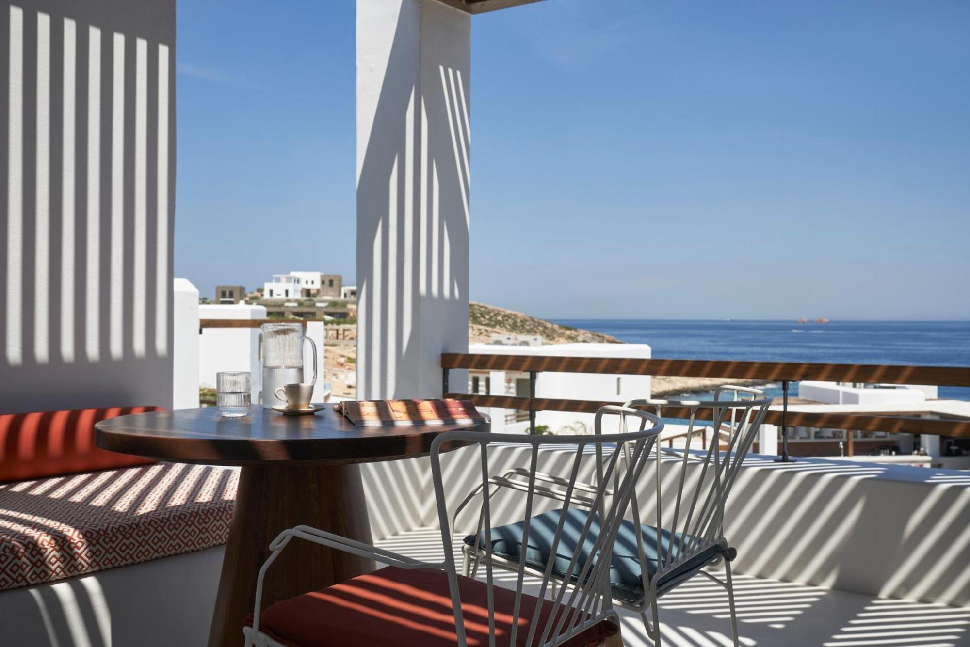 Andronis Minois Hotel Parasporos ภายนอก รูปภาพ