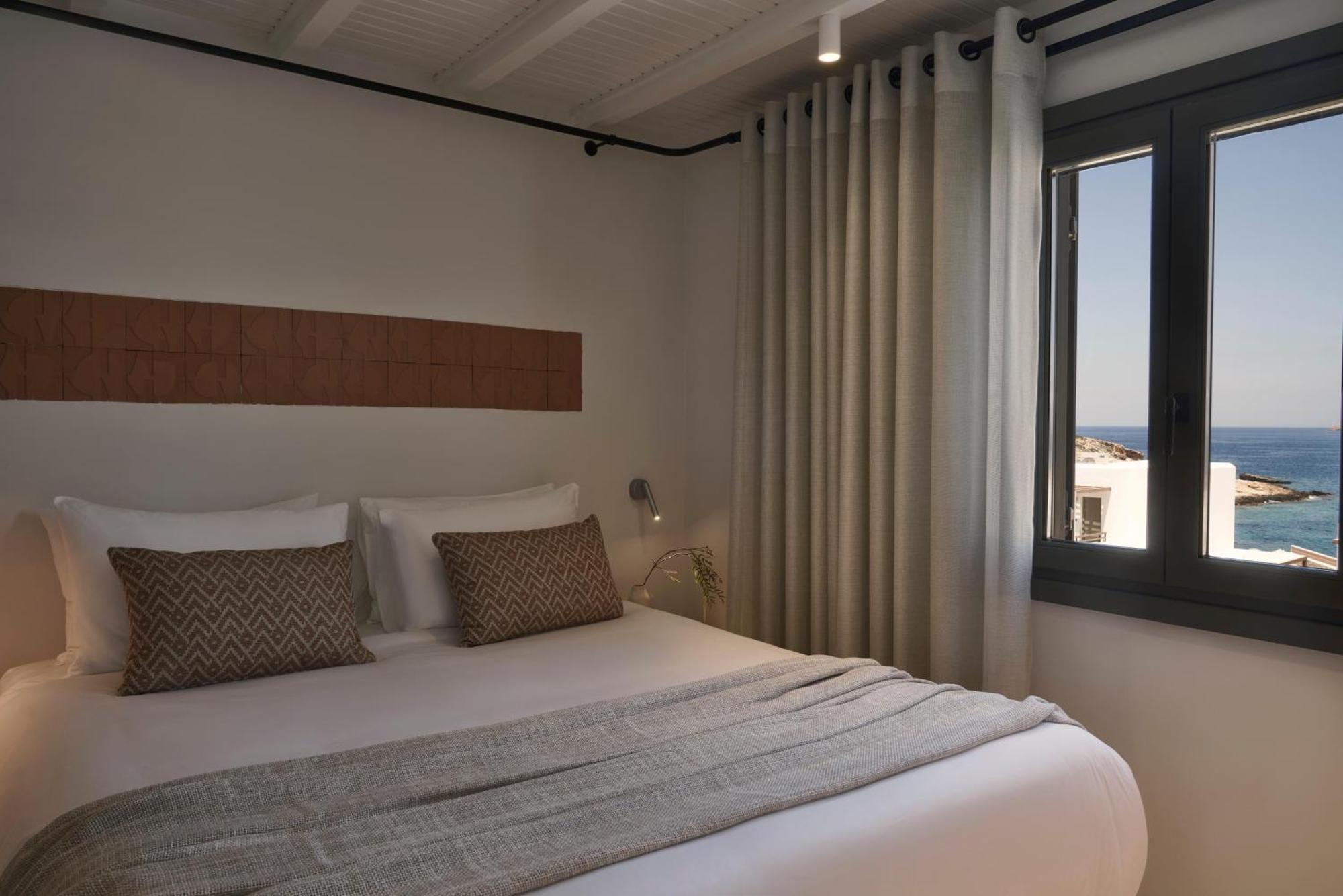 Andronis Minois Hotel Parasporos ภายนอก รูปภาพ